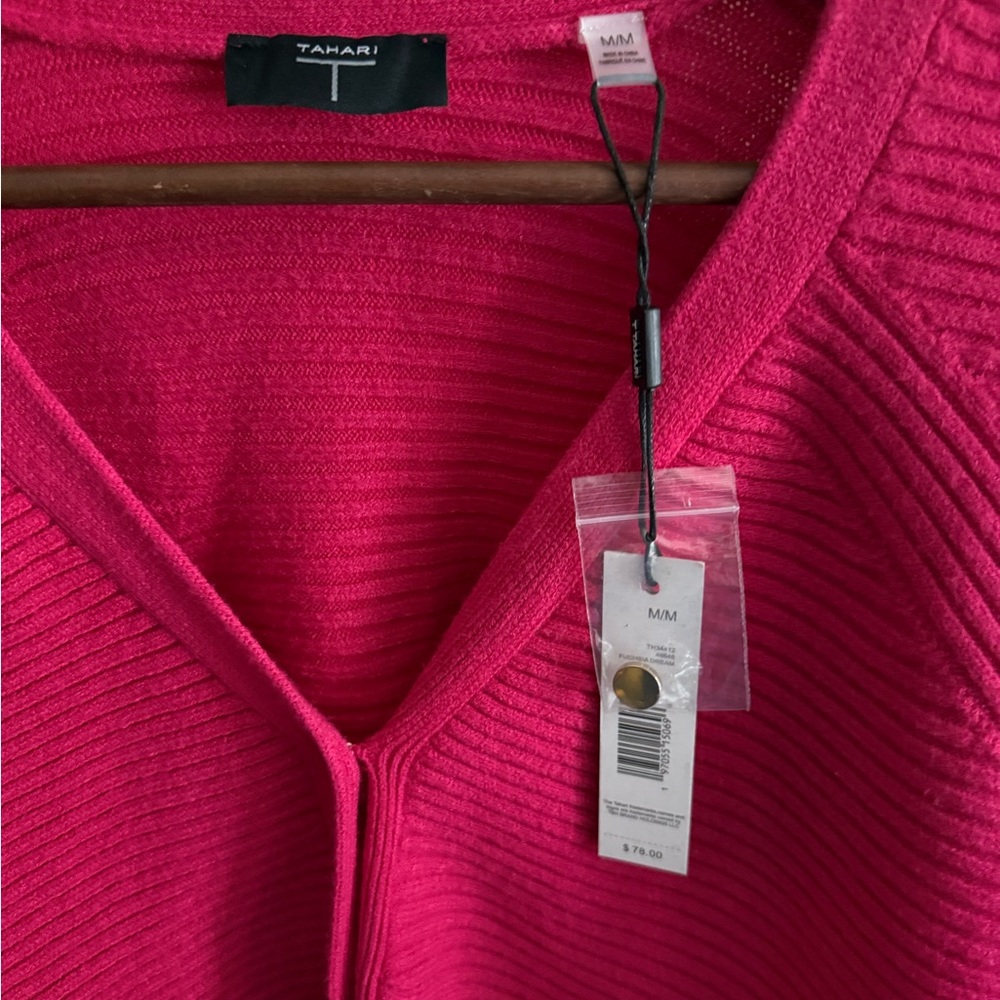 Tahari Fuchsia Ribbed Cardigan Sweater NWT Medium | Bright Pink V-Neck - Picture 5 of 12